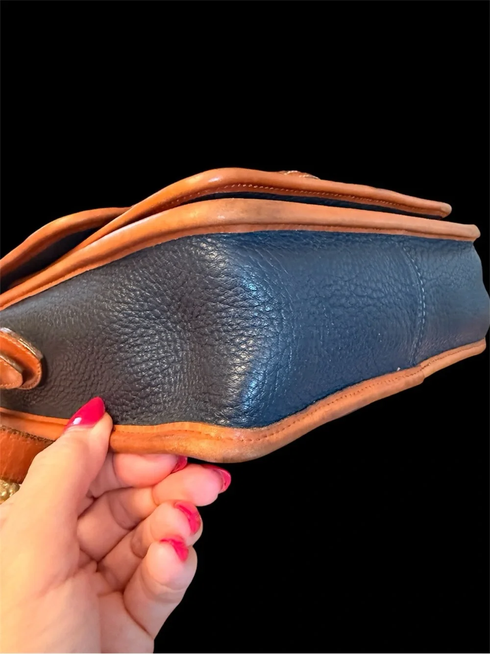 Vintage Dooney & Bourke All-Weather Leather Surrey Carrier bag